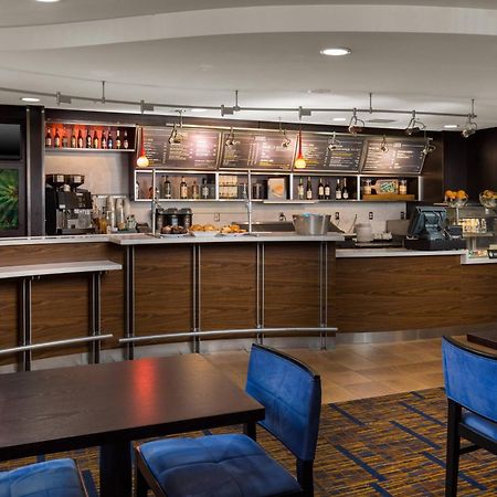 Отель Courtyard By Marriott Ontario Ранчо-Кукамонга Экстерьер фото